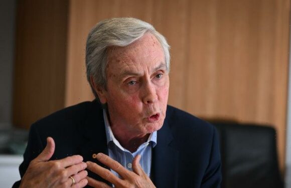 Victorian Electoral Commissioner urges review of laws as voter turnout falls