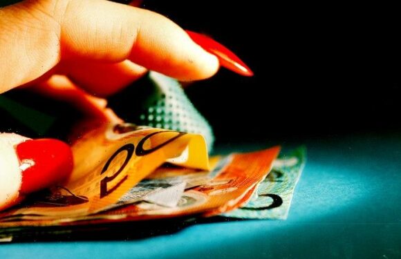 Women at the centre of renewed Coalition pitch to tap super for housing