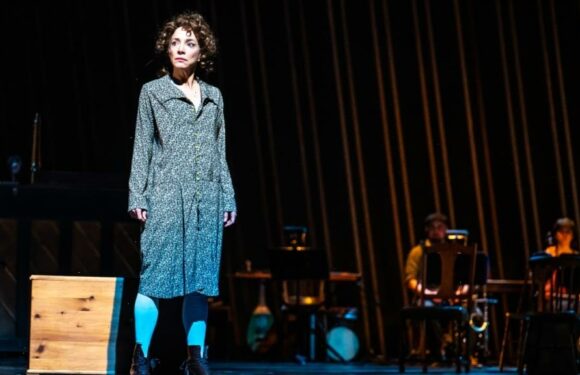 ‘Fall On Your Knees’ Review: A Laborious Six Hours on Stage With One of Canadas Favorite Novels