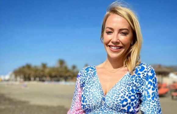 A Place in the Sun's Laura Hamilton dazzles fans as she strips down to bikini to film 'something new' | The Sun