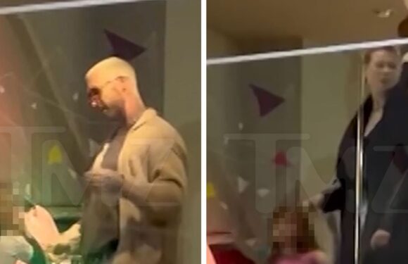 Adam Levine Hanging with Wife & Kids After Vegas Residency Shout-Out