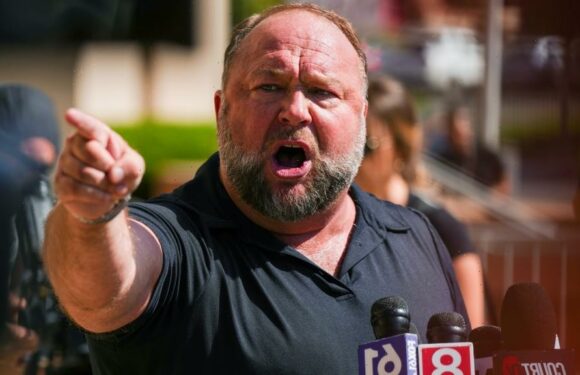 Alex Jones Wants to Get Paid a $520,000 Annual Salary Under Proposed Bankruptcy Plan