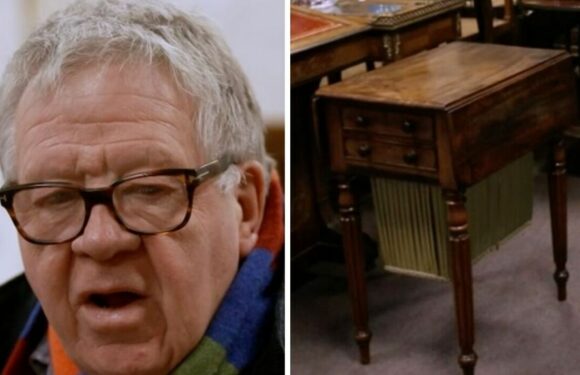 Antiques Road Trip expert sells ‘personal connection’ item for triple