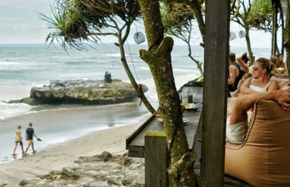 As Putin’s war rages on, Russians wait it out in Bali, Phuket