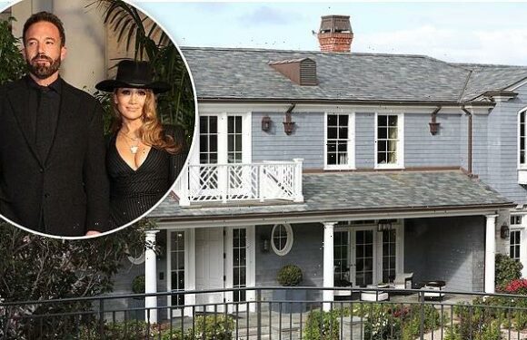 Ben Affleck and Jennifer Lopez 'in escrow for $64M  mansion'