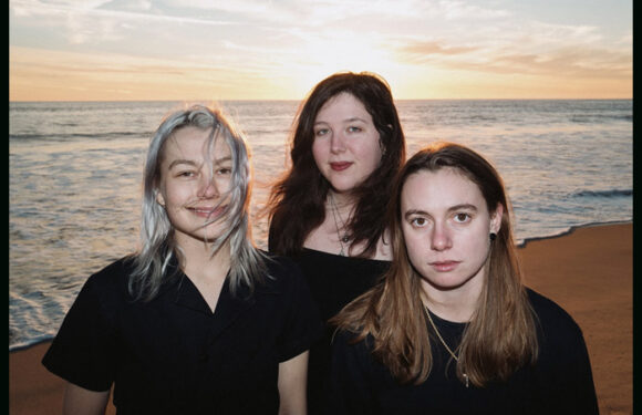 Boygenius Play Surprise SXSW Set At Austin Airport Baggage Claim