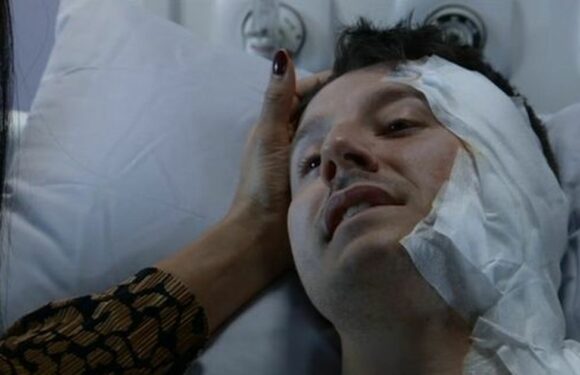 Coronation Street fans predict unexpected romance for Ryan after acid attack