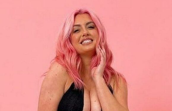 Curvy model flaunts weight gain to show shes more than waistline measurement