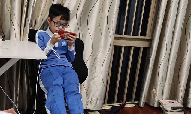 Father forces son, 11, to play video games for 17 hours without sleep