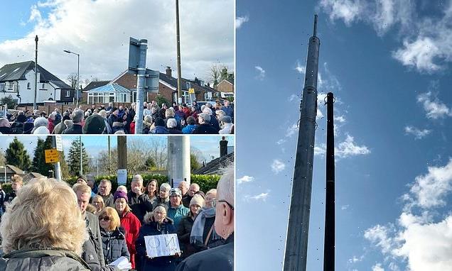 Furious residents protest against 'horrific' 50ft broadband mast