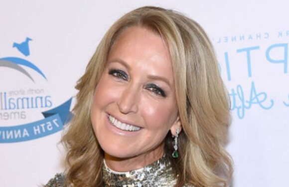 GMA’s Lara Spencer wows in ab-baring crop top and leather for stunning night out