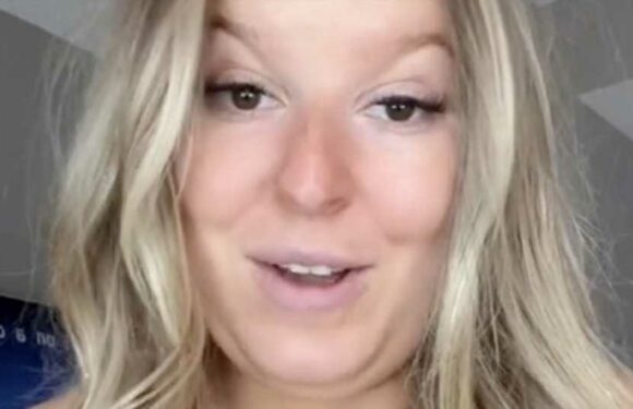 I have 44DDD boobs and bought the Skims bandeau in 3X – I'm obsessed, it doesn't 'stab you' like most strapless bras | The Sun