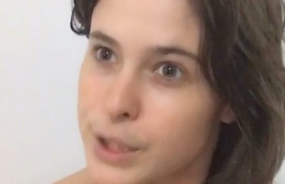 I’m a bikini golfer – I played in a green two-piece for St. Patrick’s Day, men say I’m a ‘sassy lassy’ | The Sun