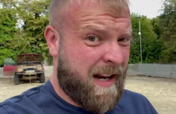 I’m a dog trainer – there’s a breed that owners are never prepared for, they roll in poo, can be aggressive and jealous | The Sun