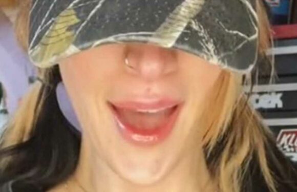 I'm a 'blue collar babe' in the no bra club – men say I have 'good morals' when they see what's under my overalls | The Sun