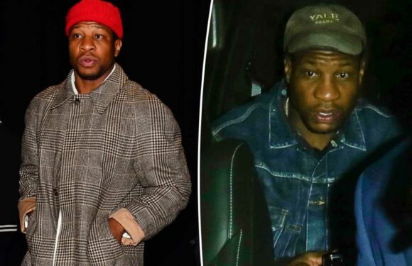 Jonathan Majors shares texts from alleged victim that appear to prove innocence