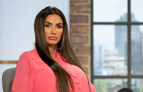 Katie Price defends Carl Woods and says people know ‘the real narcissist in her life’