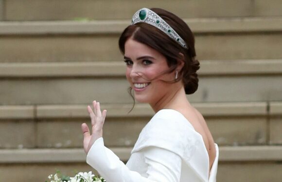 Meghan followed tradition with wedding dress that Eugenie skipped