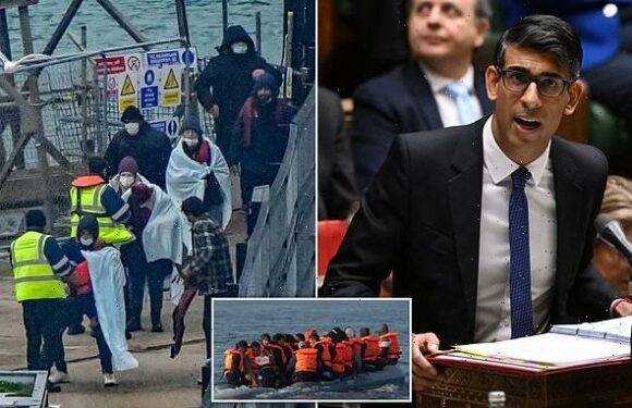 Ministers say £3bn Channel migrant crackdown can 'get a grip'