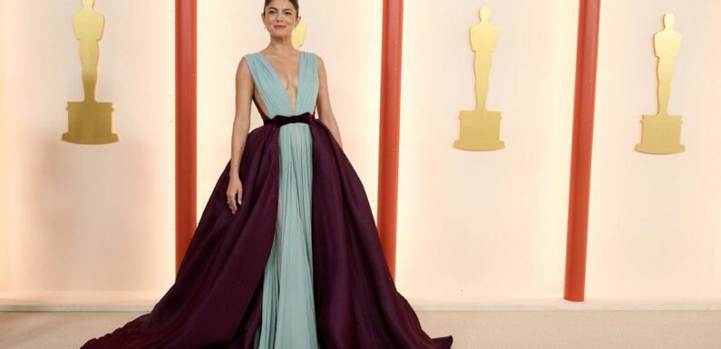 Monica Barbaro in Elie Saab at the Oscars: one of the best looks?