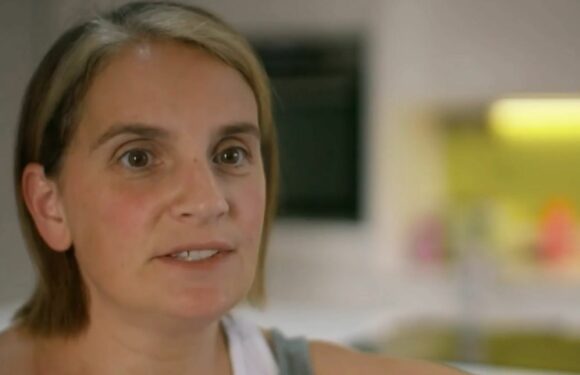 Mum of Britain’s biggest family Sue Radford in car crash which leaves family motor mangled | The Sun