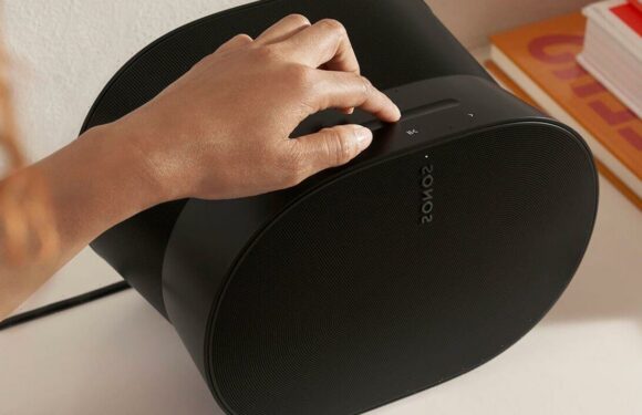 New Sonos Era 100 and 300 speakers sound good, don’t look at the price