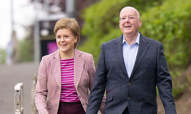 Nichola Sturgeon's husband Peter Murrell steps down as SNP chief