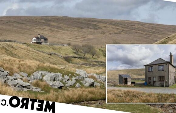 Price of 'Britain's loneliest home' dropped by £50,000 as no one will buy
