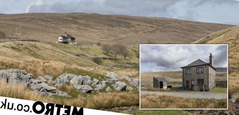 Price of 'Britain's loneliest home' dropped by £50,000 as no one will buy
