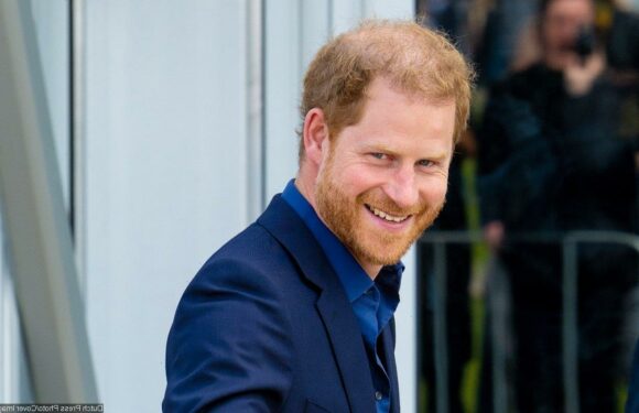Prince Harry Feels Huge Responsibility to Make Sure He Doesnt Pass on His Traumas to His Kids