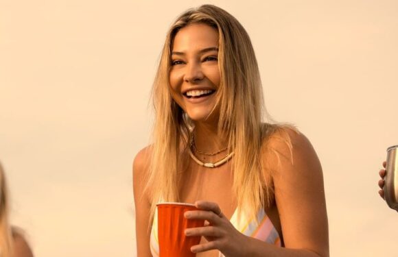 Sarah Cameron Wears a Whole New Crop of Bikinis on "OBX" Season 3