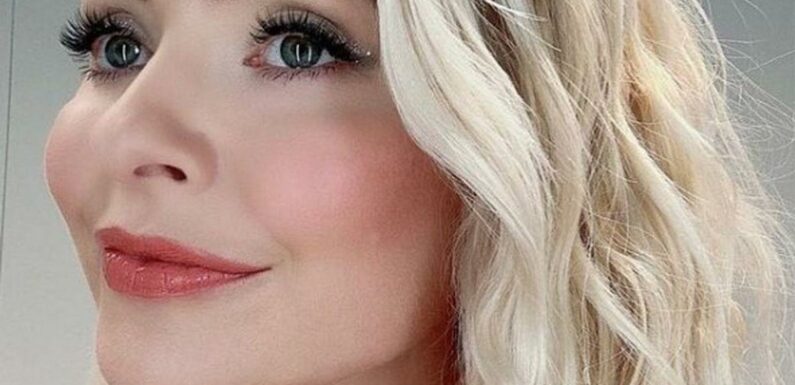 Shop the exact products Holly Willoughbys hairstylist uses to create her beachy waves