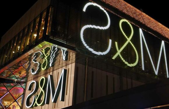 Shoppers rave over 'flattering' Marks and Spencer's jeans | The Sun