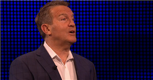The Chase hit with complaints from annoyed fans as player boos Bradley Walsh