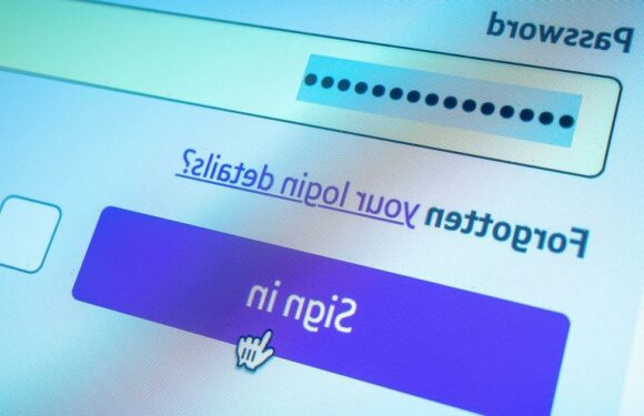 Urgent warning to change all passwords now as 721million logins leaked last year