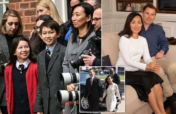 Who is Jeremy Hunt's wife Lucia Guo and do they have children?