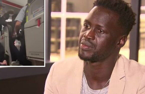 ‘I felt like an animal’: Father ‘humiliated’ after being from Jetstar flight