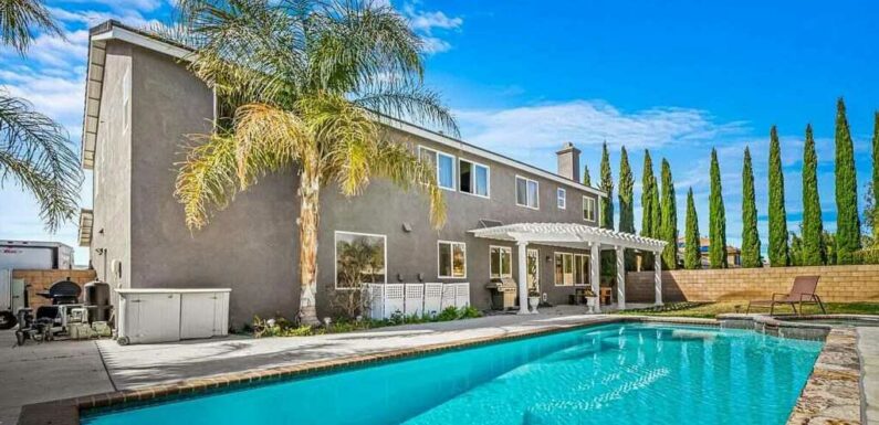 Aaron Carter's Home Where He Died Up For Sale