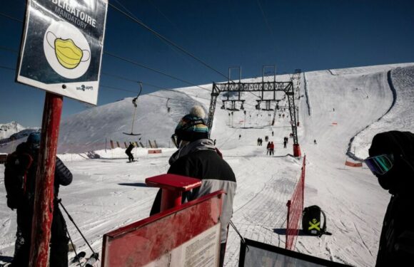 ‘Drunk’ skier killed after plunging 130ft from lift in Alps tragedy