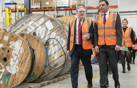 Keir Starmer told to BACK gender change at 16 by Scottish party boss