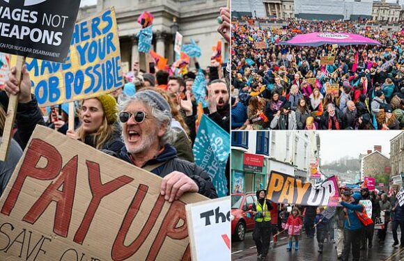 Pupils and parents face threat of school strikes until Christmas