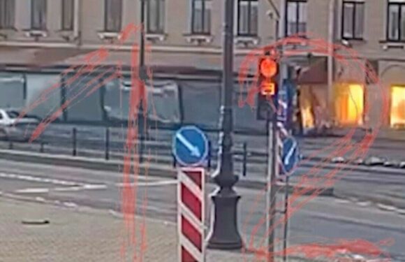 St Petersburg bombing suspect arrested after cafe rocked by explosion