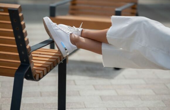 Style influencer shares ‘frumpy’ item women over 50 should ditch