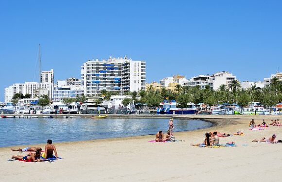 Brits find squatters have moved into Ibiza house and changed locks