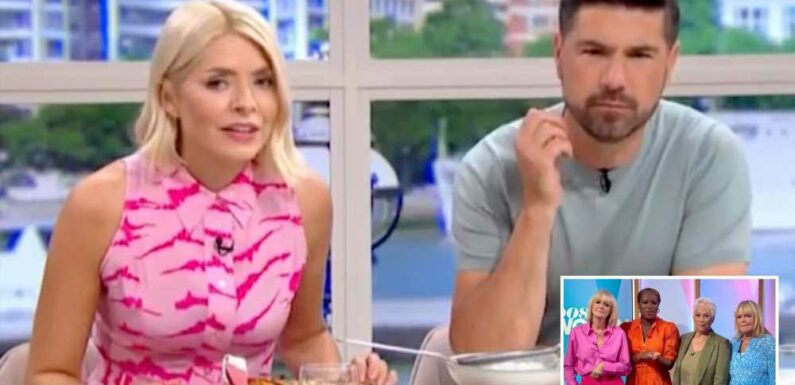 Holly Willoughby suffers awkward blunder during exchange with Loose Women on This Morning | The Sun