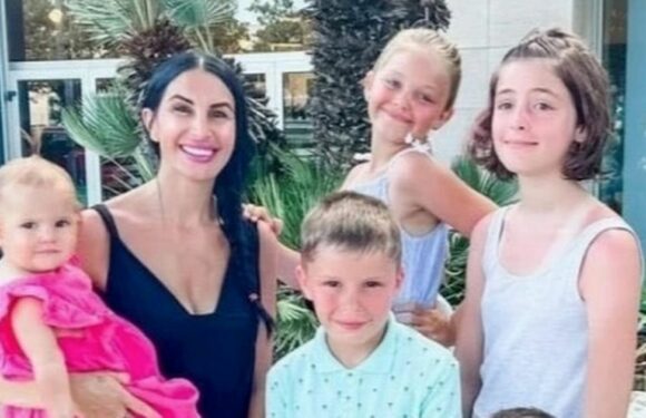 I have 5 kids and 3 baby daddies – trolls who say Im money-grabber are wrong