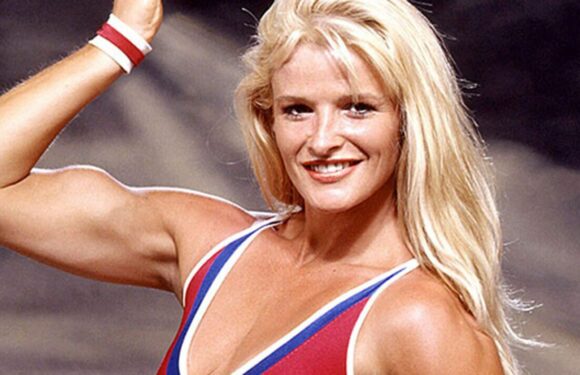 Original Gladiator Lightning shows off her jaw-dropping figure at 51 years old