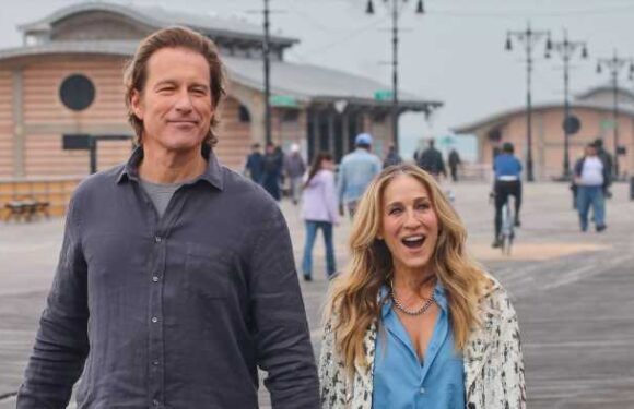 'And Just Like That' Recap: Aidan Returns for Dinner Date With Carrie