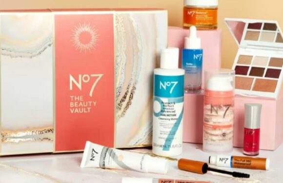 £40 No7 beauty vault returns with products worth £133 and free palette