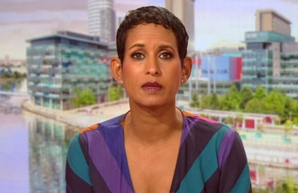 BBC Breakfasts Naga Munchetty speaking to producers as she fumes at co-host